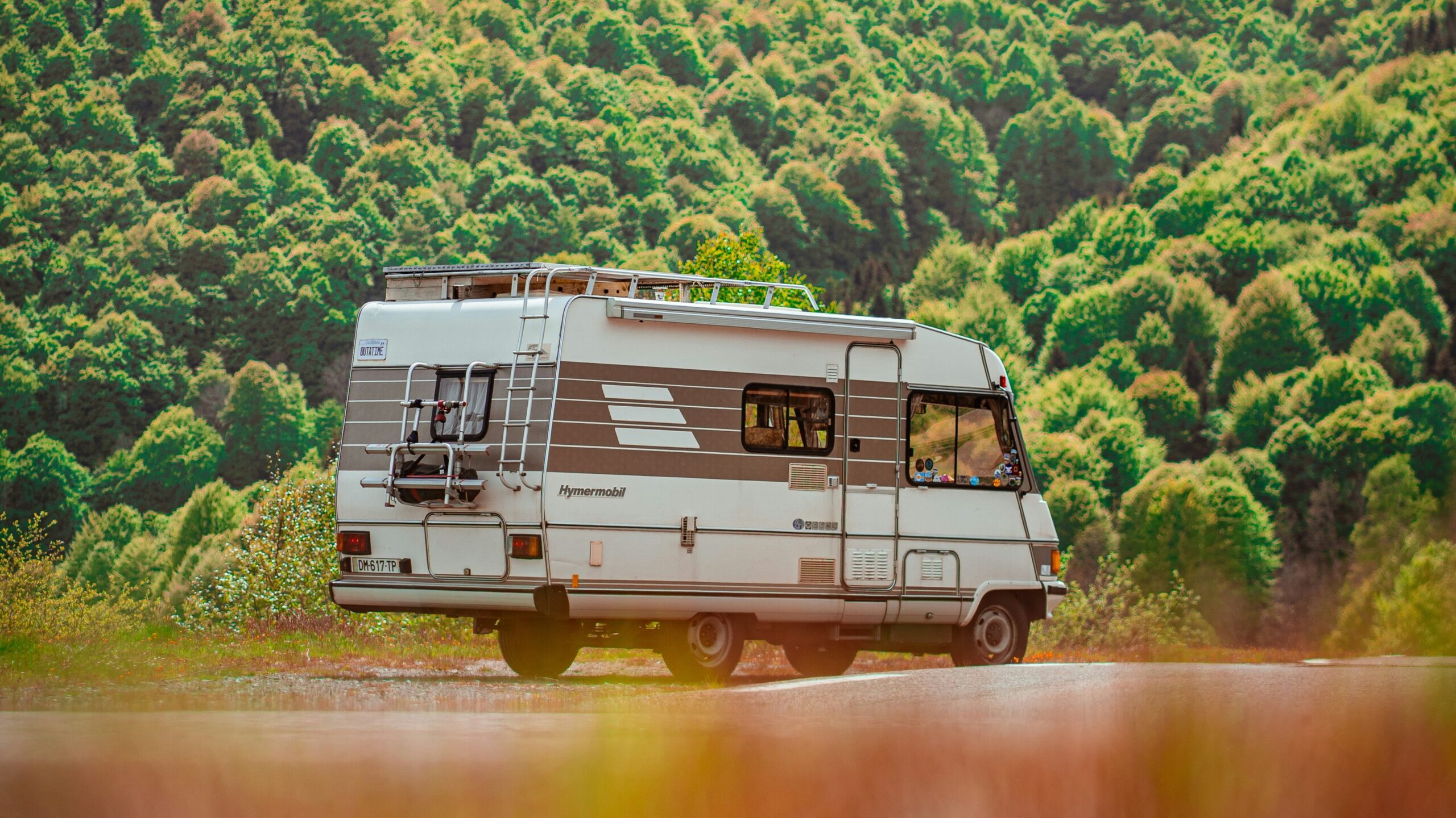 Campingbusse cool und clever: Vom Selbstausbau bis zum Luxusmobil